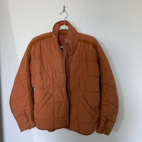 Free People Pippa Packable Puffer Jacket in Hot Pink Purple - Picture 4 of 7